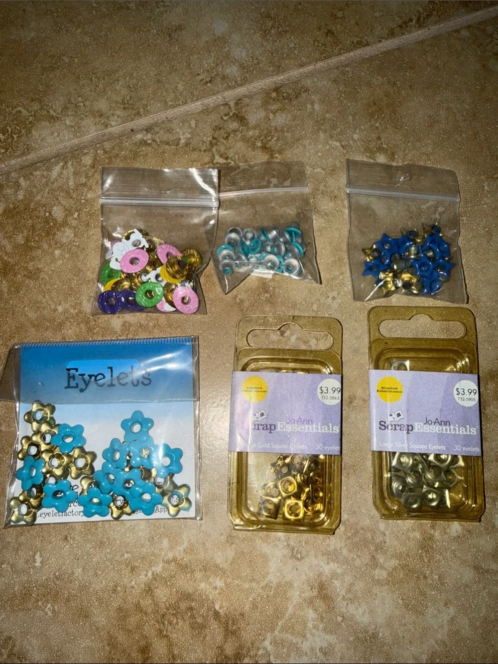 Scrapbooking & Card making Eyelets